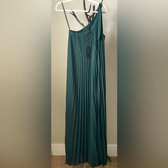 BCBG MAXAZRIA Abee Alpine Green Grecian Pleated Gown - Picture 3 of 5